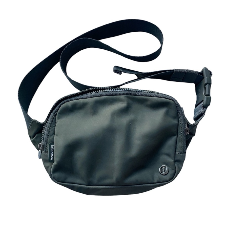Lululemon 2L Beltbag Grey Eucalyptus